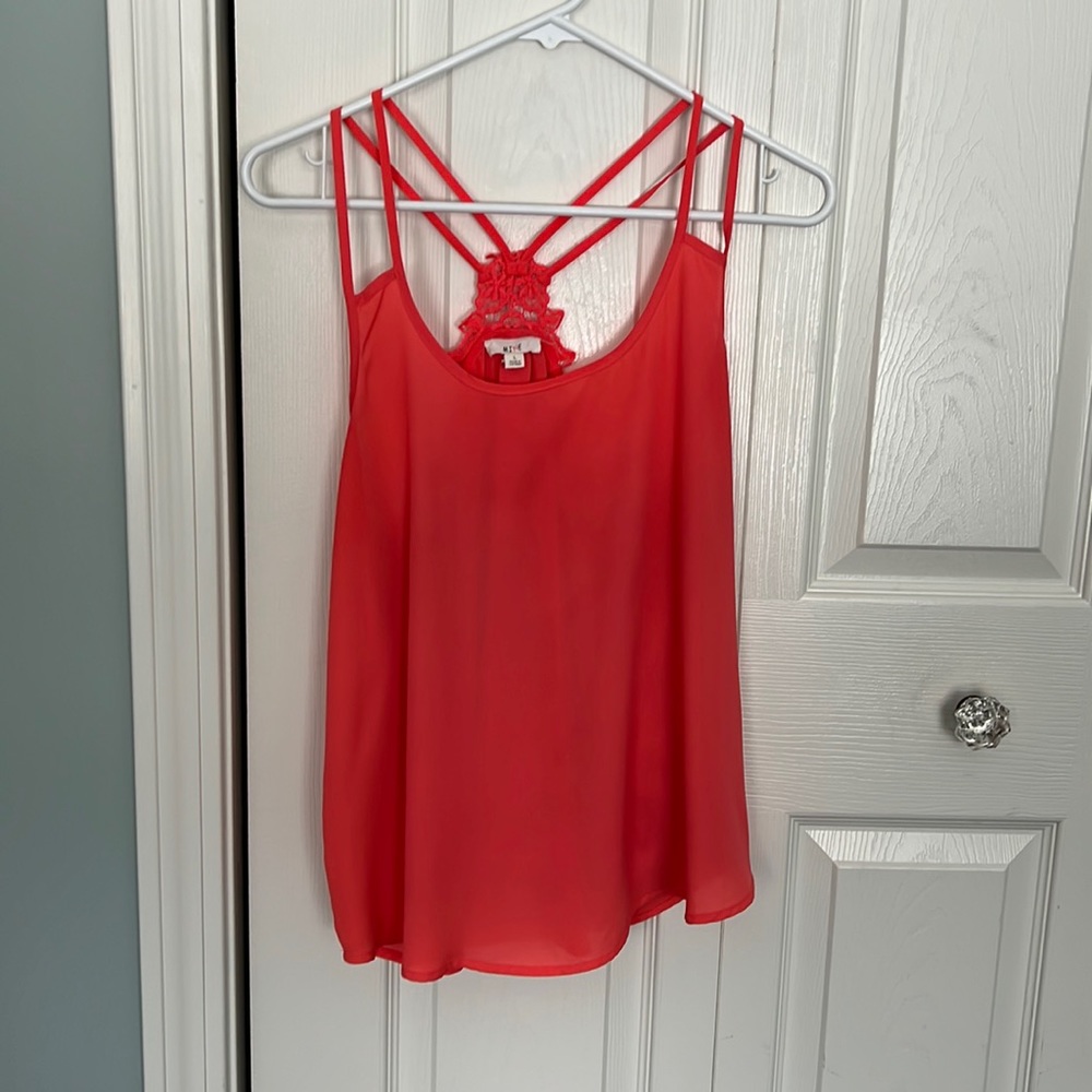 Coral tank